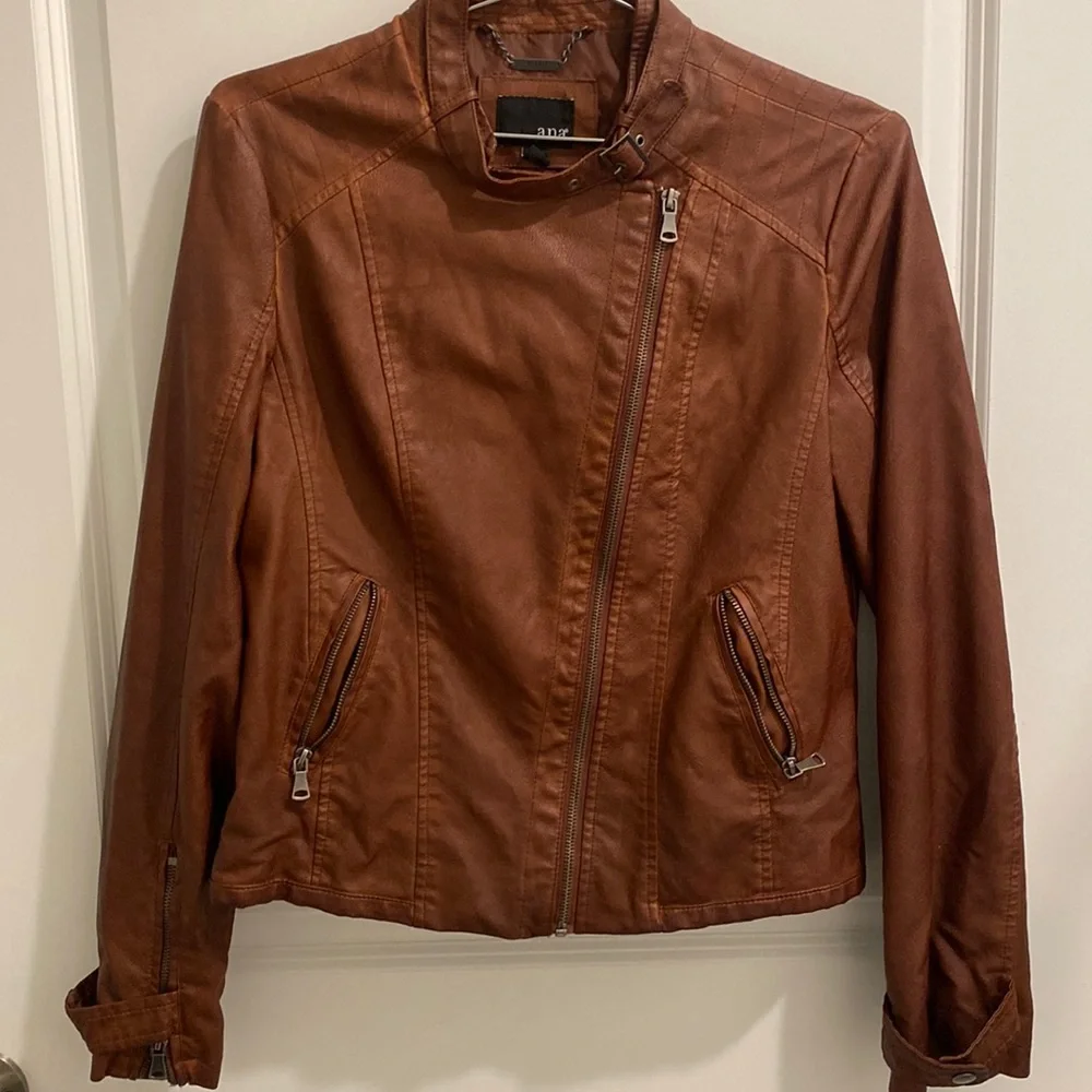 ana Faux Brown Leather Jacket Size Medium Moto Zipper - Picture 1 of 12